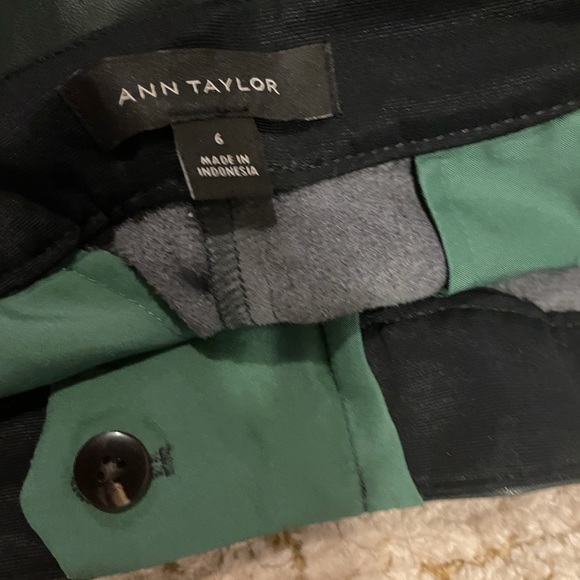 Ann Taylor-Vegan Leather Pants - Picture 4 of 5